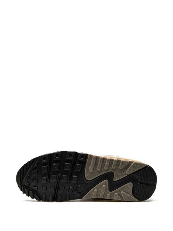 19373197_42535062_1000.jpg Nike Air Max 90 low-top sneakers