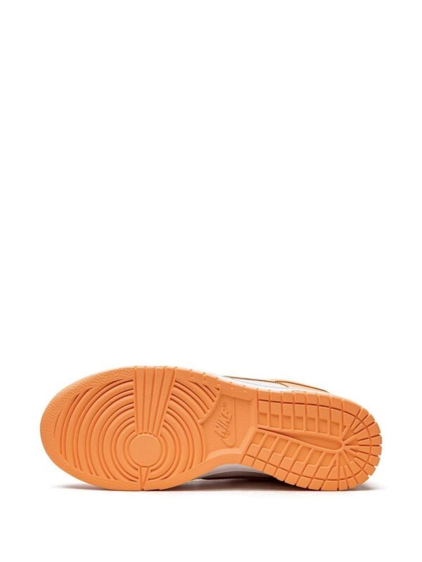 19377575_42531876_1000.jpg Nike Dunk Low sneakers