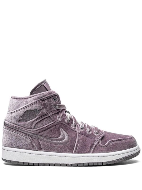 19445891_43264161_1000.jpg Jordan Air Jordan 1 Mid SE sneakers "Purple Velvet"