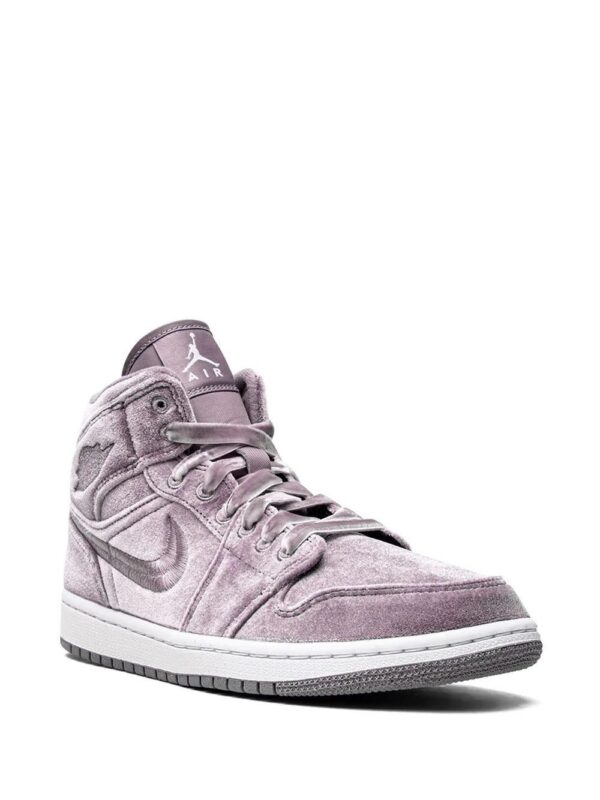19445891_43264162_1000.jpg Jordan Air Jordan 1 Mid SE sneakers "Purple Velvet"