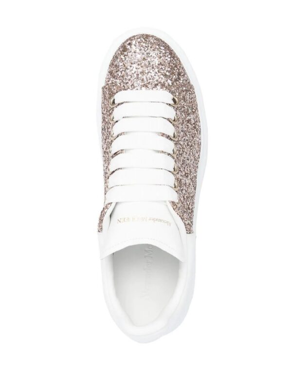 19512579_43449626_1000-1.jpg Alexander McQueen Oversized lace-up sneakers