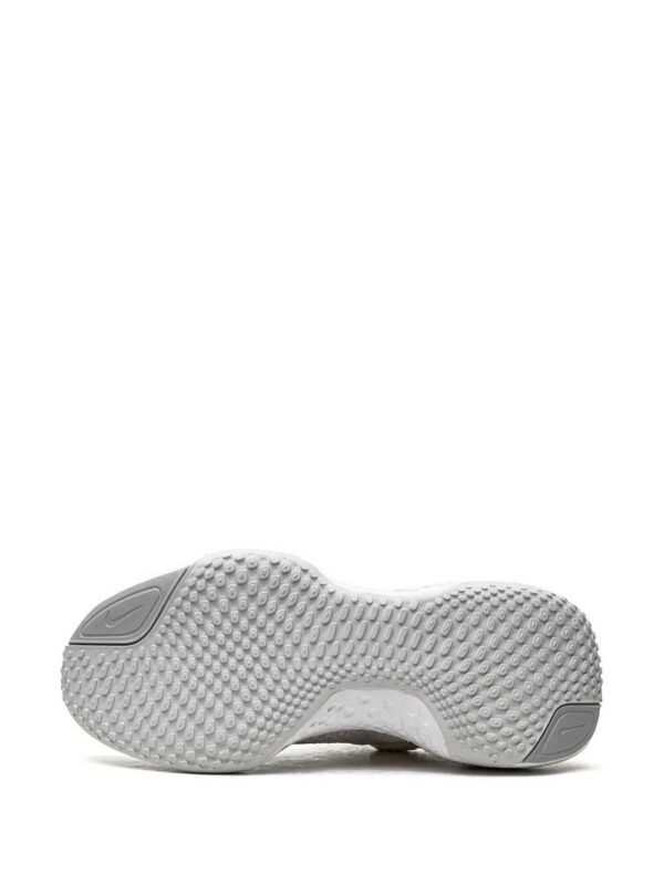 19588752_43662382_1000_adcae347-d5d0-4a00-8f04-aaad88ed01d3-1.jpg Nike ZoomX Invincible Run FK sneakers