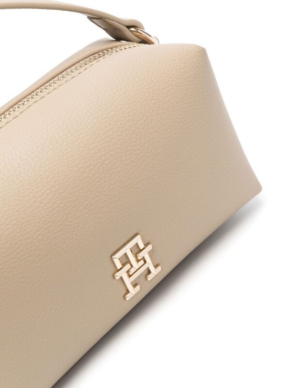 Tommy Hilfiger  logo hardware tote bag