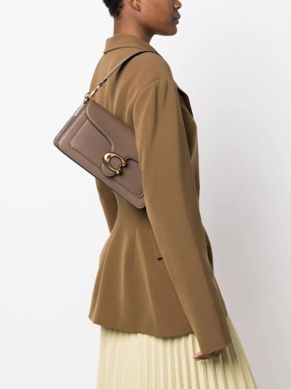 19661811_45276660_1000_e084d567-86b8-47fe-b7cf-51150b8491c4.jpg Coach Tabby 26 shoulder bag