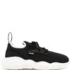 19850517_44623153_1000_30676322-9637-4d91-8883-0dc52870398d.jpg Moschino logo-patch low-top sneakers