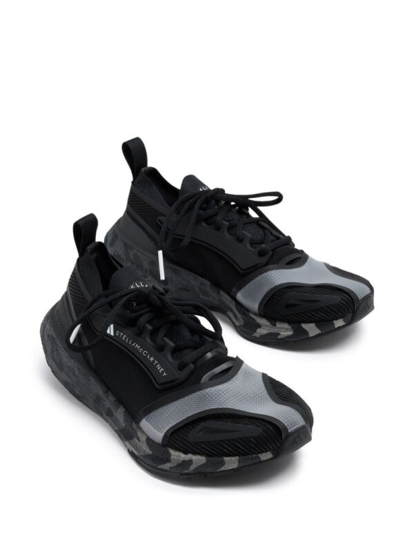 19862415_45020369_1000_b0eb4e63-8416-4d19-a99c-cf34861e7a40.jpg adidas by Stella McCartney Ultraboost low-top sneakers