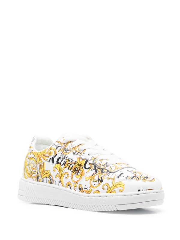 19866721_44664654_1000_5e1c7f57-5414-4a75-900f-621fb44c04db.jpg Versace Jeans Couture baroque-print low-top sneakers