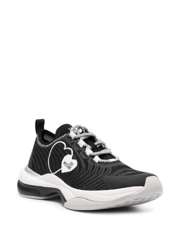 19926762_44941338_1000_5d7cf936-f5d4-4f27-aa4e-2d0e9fb4712b.jpg Love Moschino heart-print low-top sneakers