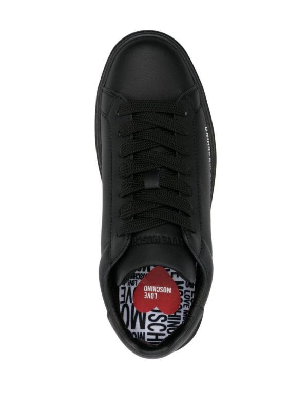 19927183_44733326_1000_b7e874a8-1841-477b-867b-9579b400758a.jpg Love Moschino low-top lace-up sneakers