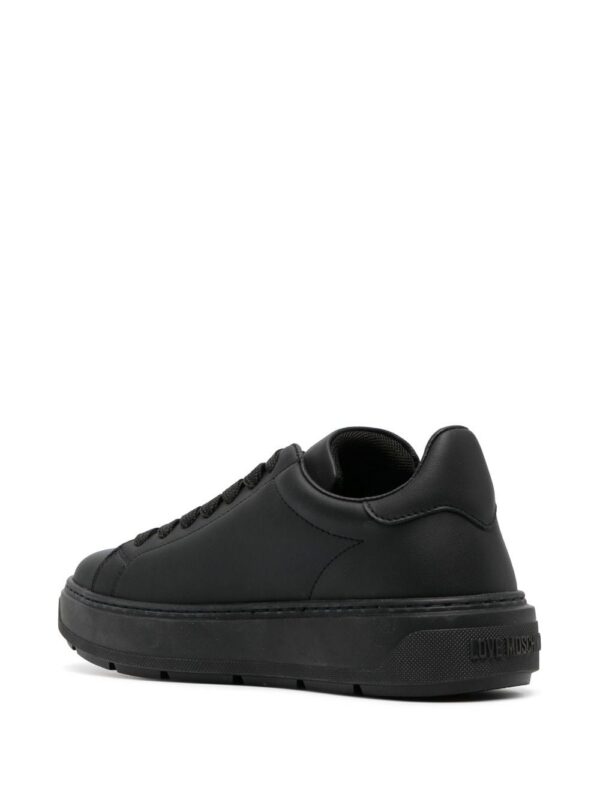 19927183_44733327_1000_dabd7a00-37f5-4bfe-befe-f29c8e6019ef.jpg Love Moschino low-top lace-up sneakers