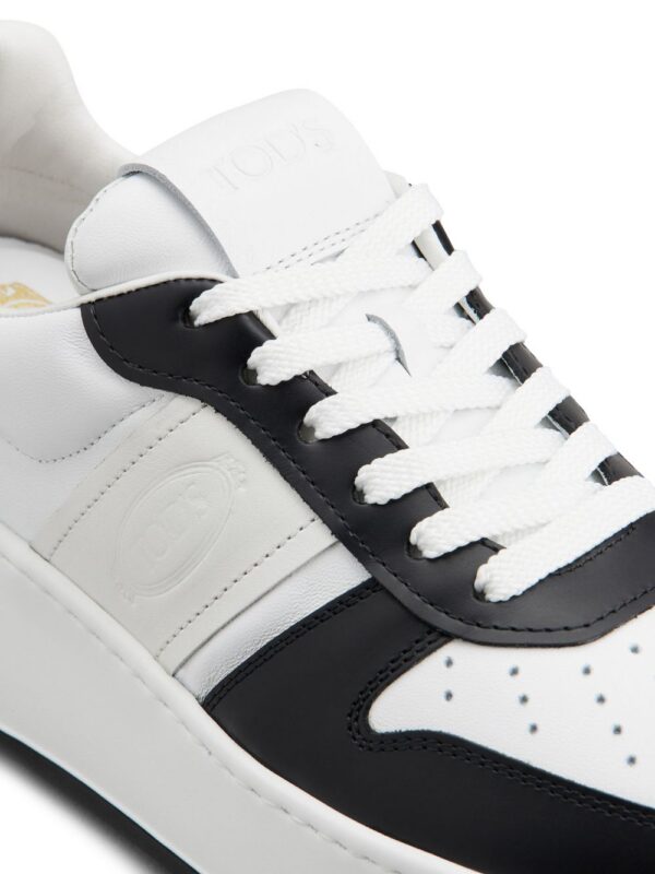 20061363_50498903_1000_caf592fa-ae4d-47d1-89ad-8d4711d32e53.jpg Tod's logo-debossed tow-tone sneakers