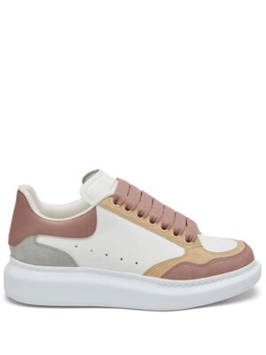 20084832_51217114_1000_6023ff5a-77f2-4f67-8ba9-fdd1d454be24.jpg Alexander McQueen Oversized leather sneakers