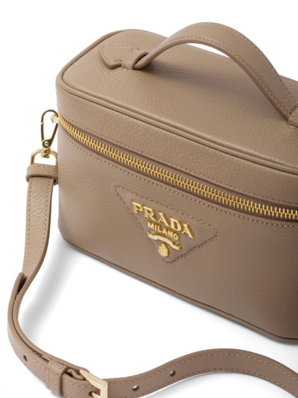 20090587_45207834_1000.jpg Prada leather mini-bag