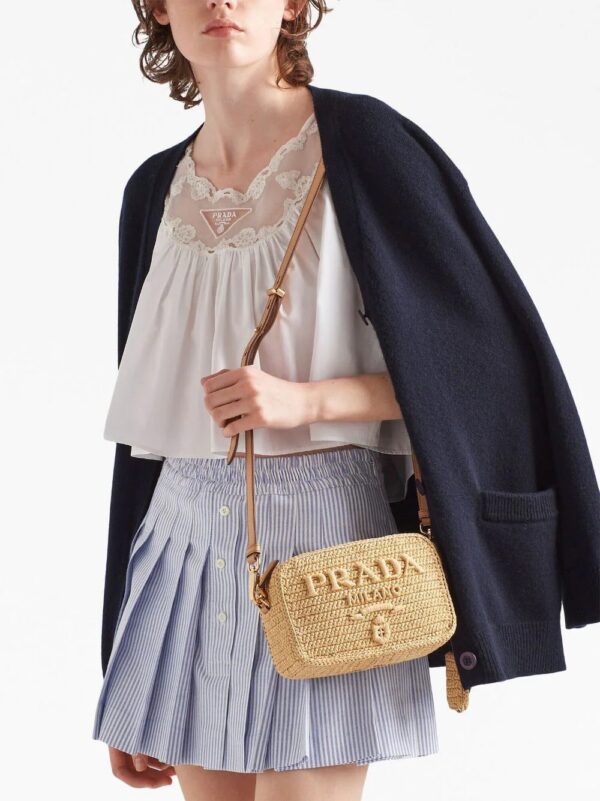 20090603_45228418_1000.jpg Prada raffia shoulder bag