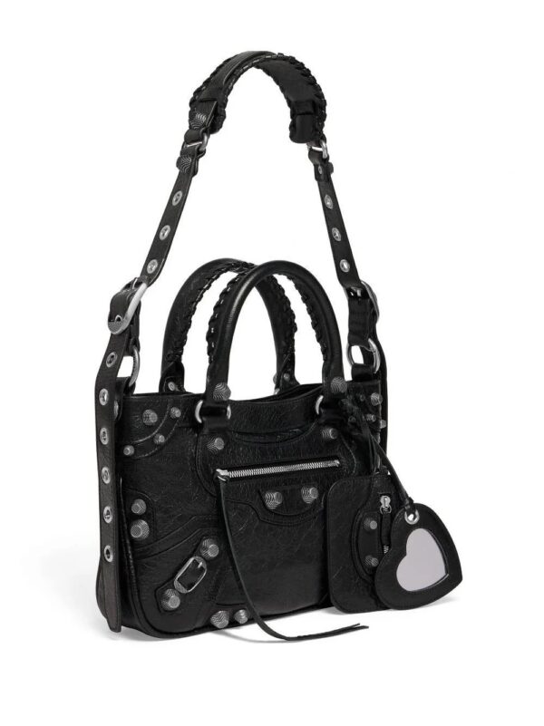 20115103_50155971_1000_52d352d0-f447-4ab5-a02e-d3f255e69afe.jpg Balenciaga Neo Cagole leather tote bag