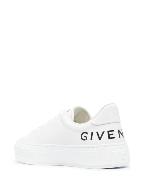 20186698_50120208_1000_5b1dd527-4181-4e60-8e8b-ba52b75f2036.jpg Givenchy logo-print leather low-top sneakers