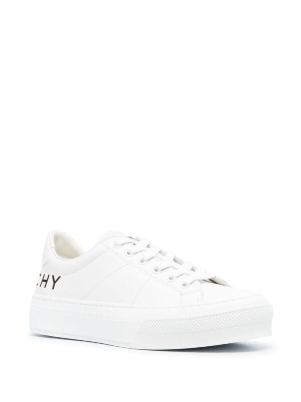 20186698_50120210_1000_5ab09a63-6aa1-4a55-9119-22d02dfa3f2e.jpg Givenchy logo-print leather low-top sneakers