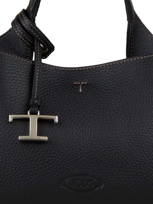 20259900_50465666_1000.jpg Tod's logo-pendant leather tote bag