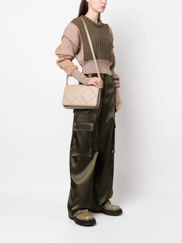Calvin Klein  logo-plaque crossbody bag