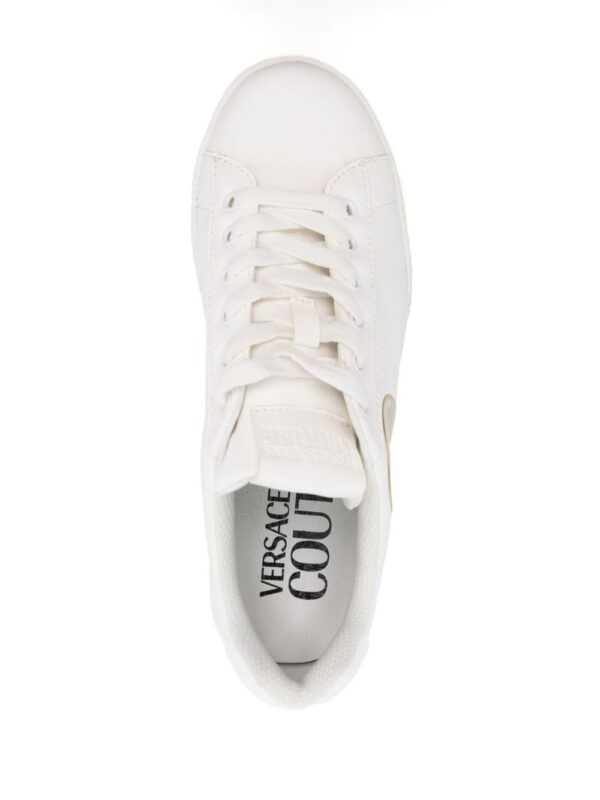 20507288_50647391_1000.jpg Versace Jeans Couture logo-patch round-toe sneakers