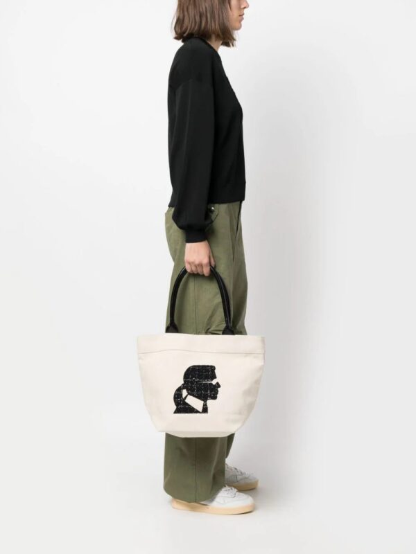 20577279_50790816_1000_e5d7fd4d-0dcb-4945-9ba9-f694d7805fad.jpg Karl Lagerfeld K/Boucle Cameo tote bag