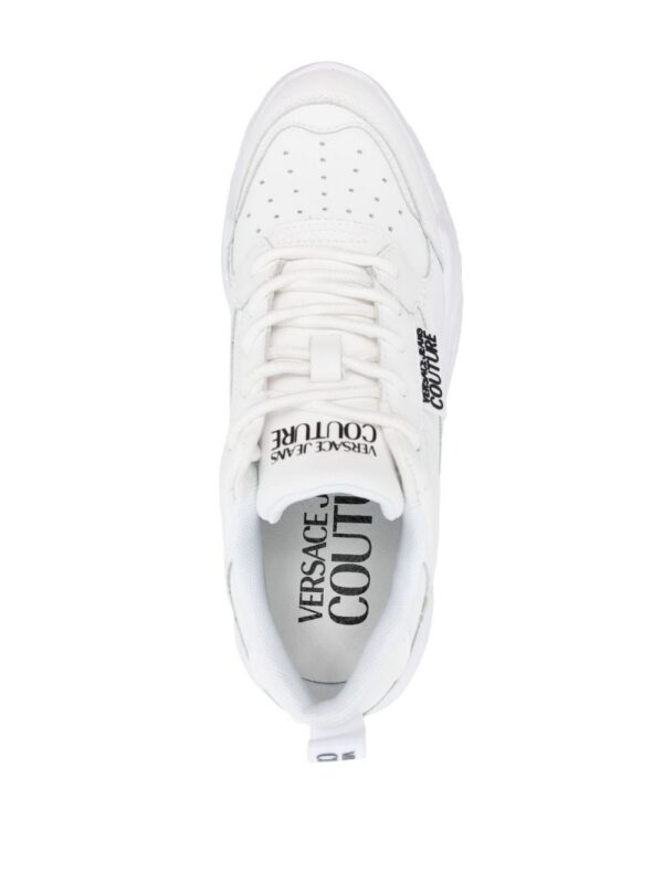 20748075_50690940_1000_cdf1d6e1-d4c8-4dce-866f-12670c6f77a7.jpg Versace Jeans Couture logo-patch low-top sneakers