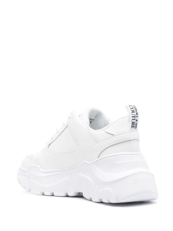 20748075_50690941_1000_9e43a4f7-d351-43e8-9d4b-66b201e0098e.jpg Versace Jeans Couture logo-patch low-top sneakers