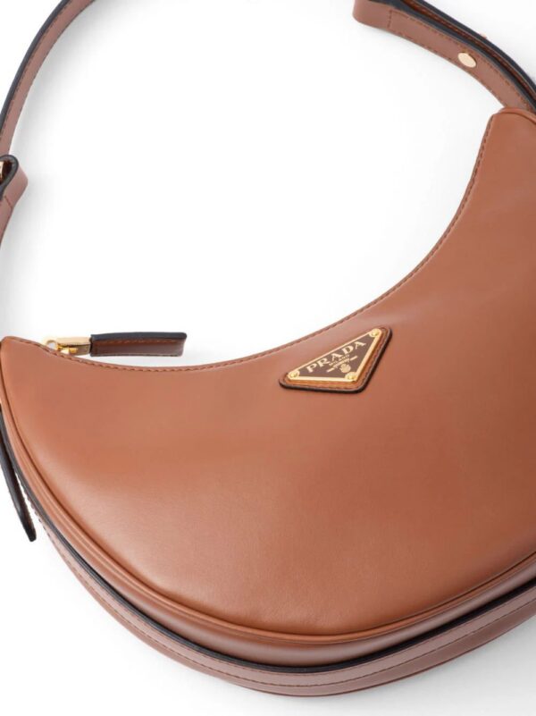 20809823_50754285_1000.jpg Prada Arqué leather shoulder bag
