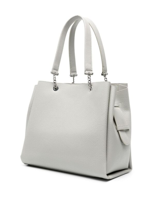 21031290_51595321_1000.jpg Emporio Armani Palmellato logo-charm tote bag