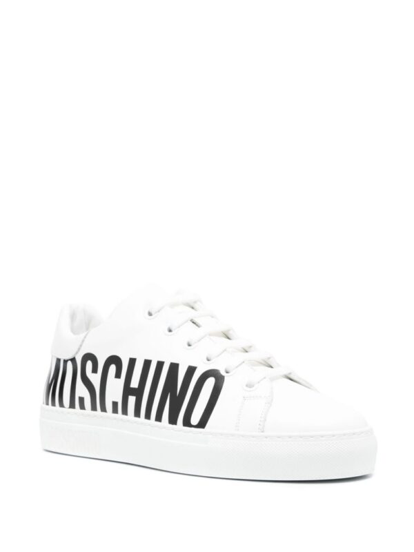 21232687_51172390_1000_98793a35-1f84-4257-ad69-4a7a2164f21d.jpg Moschino logo-print leather sneakers