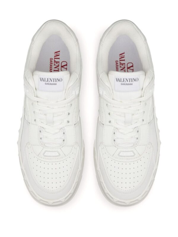 21676649_51825244_1000.jpg Valentino Garavani Freedots XL leather sneakers