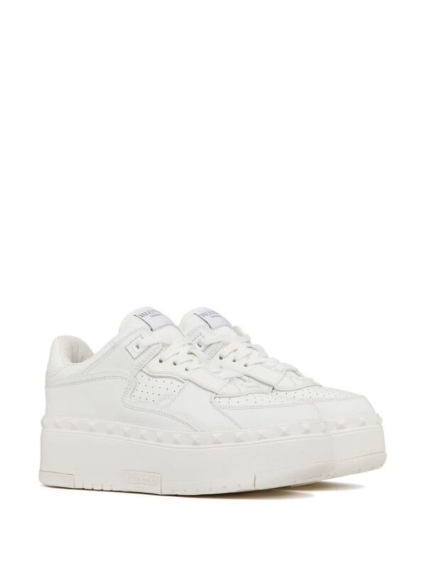 21676649_51825247_1000.jpg Valentino Garavani Freedots XL leather sneakers