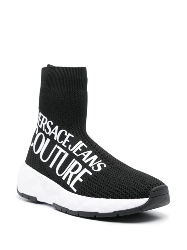 21689513_51675420_1000_05a6ef4a-4cf3-4865-b39b-22e6aecdc127.jpg Versace Jeans Couture logo-print sock sneakers