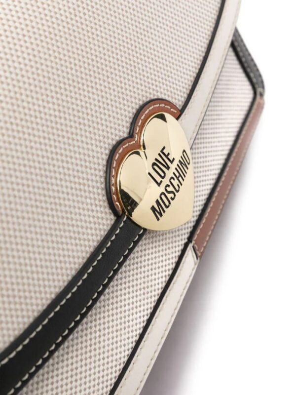 21773659_51656790_1000.jpg Love Moschino logo-plaque textured shoulder bag