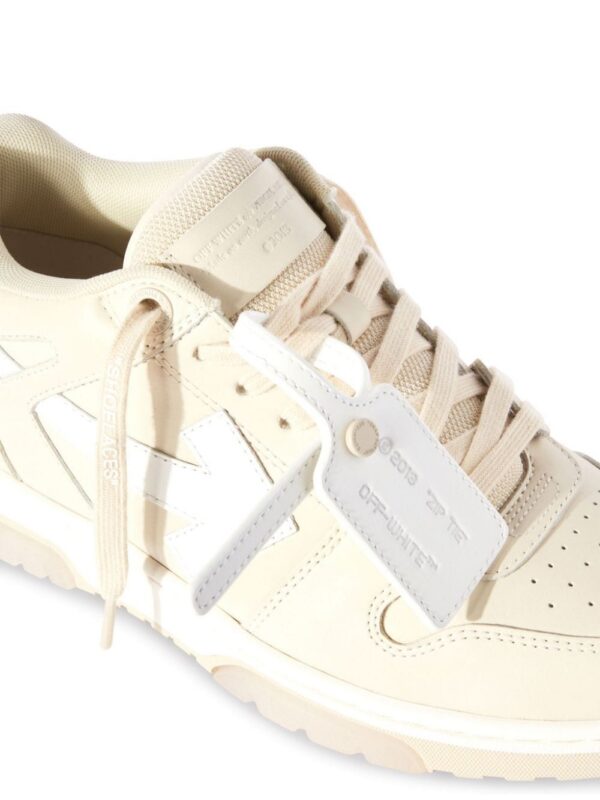 21834042_52040493_1000.jpg Off-White Out of Office lace-up sneakers