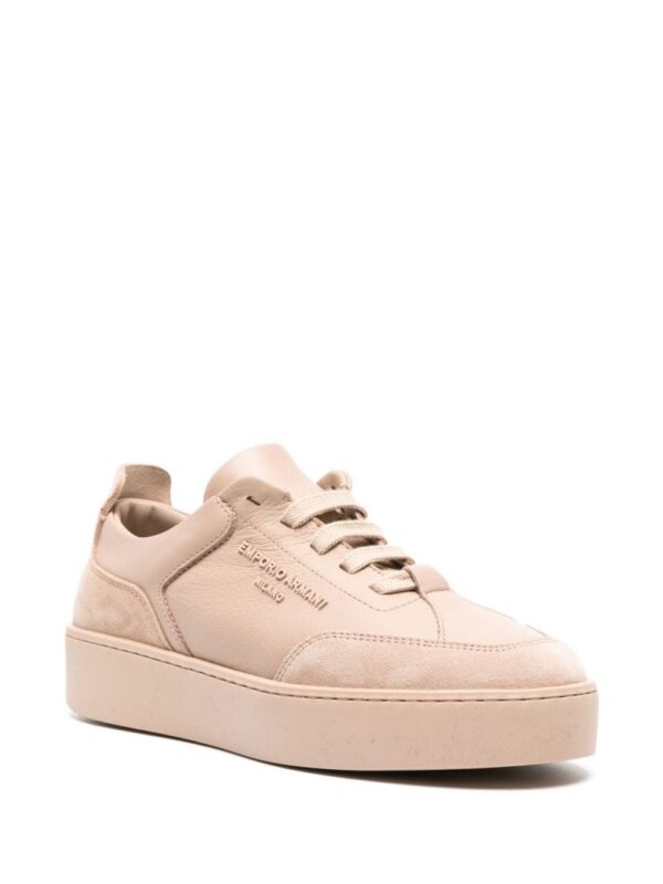 22059721_51863780_1000.jpg Emporio Armani logo-embossed leather sneakers