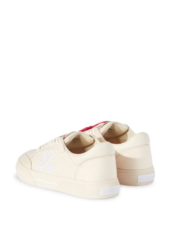 22102732_52408792_1000.jpg Off-White New Low Vulcanized canvas sneakers