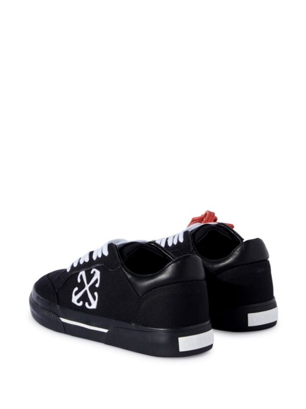 22102733_52407878_1000.jpg Off-White New Low Vulcanized canvas sneakers