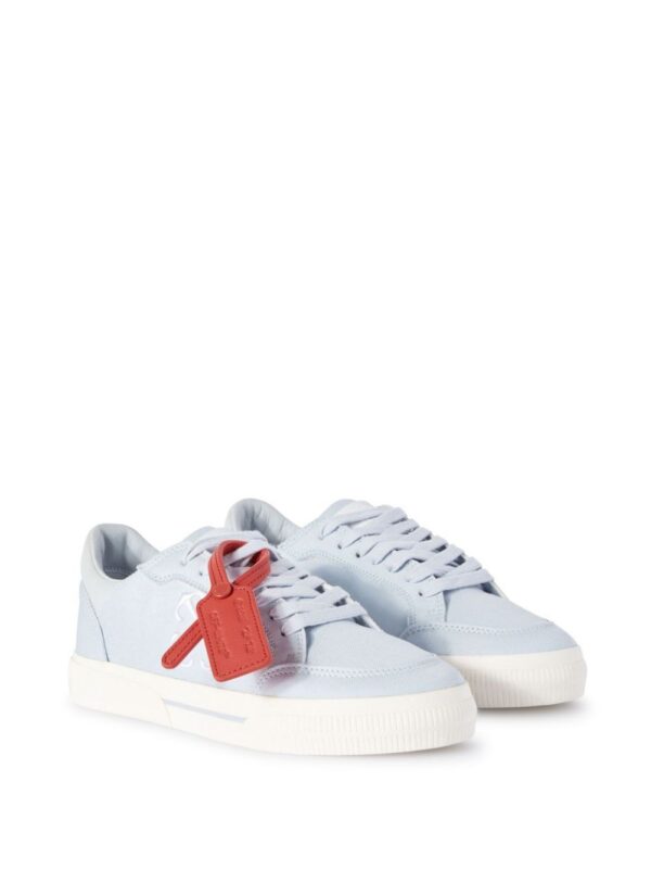 22102739_52407077_1000.jpg Off-White New Low Vulcanized canvas sneakers