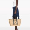 22103601_52257189_1000.jpg Off-White Arrows raffia tote bag