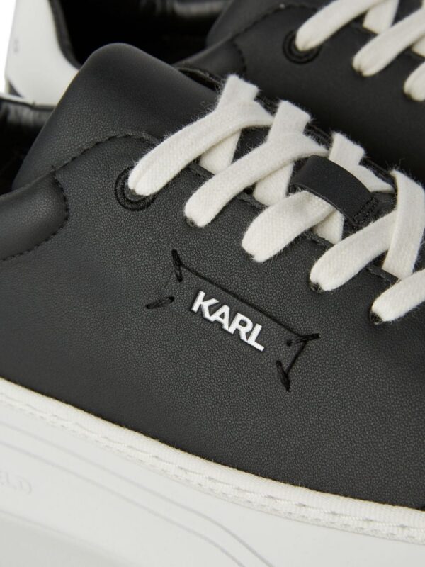 22120239_52498274_1000.jpg Karl Lagerfeld Konvert logo-appliqué sneakers