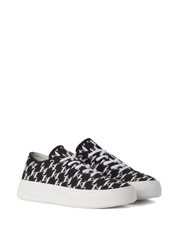 22121300_52497543_1000.jpg Karl Lagerfeld Konvert monogram-pattern sneakers