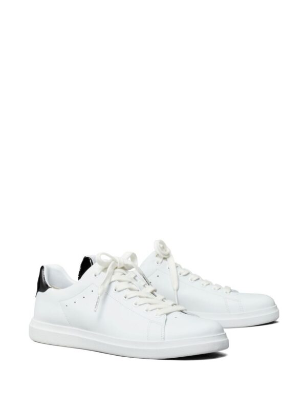 22148169_51937933_1000.jpg Tory Burch Howell Court leather sneakers