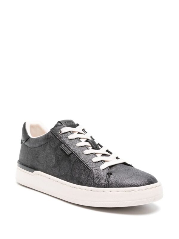 22161792_52008719_1000_c5c72d4b-7a73-4568-ab04-891285e1d4a5.jpg Coach logo-print leather sneakers