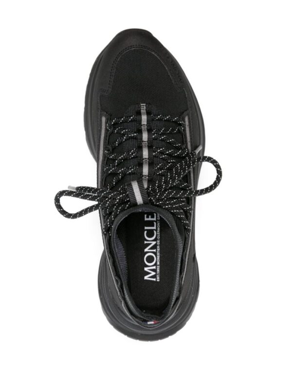 22265616_52115343_1000_29f532e1-a4cb-48b5-996f-7bd188a2bf01.jpg Moncler Monte Runner high-top sneakers