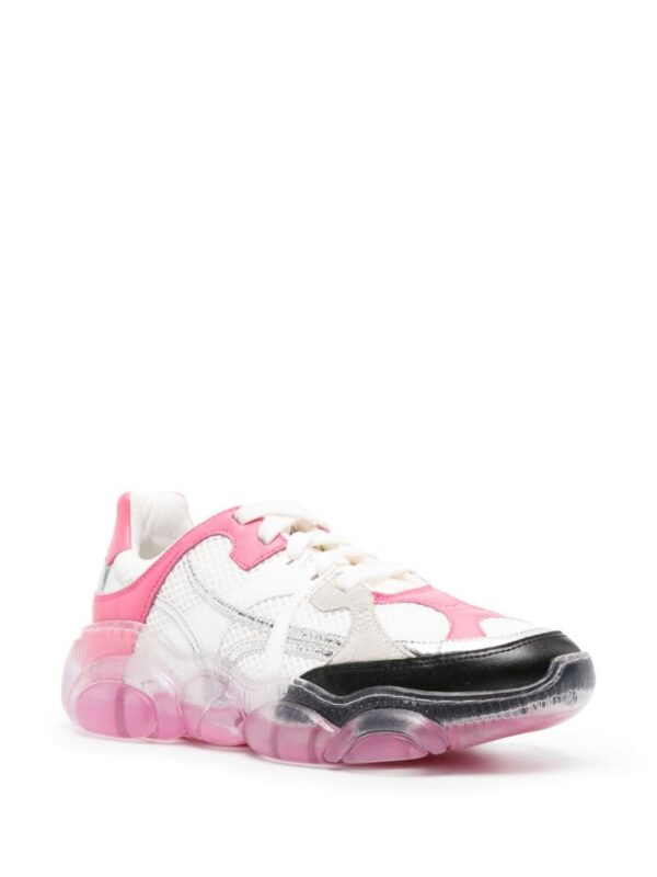 22285800_52149949_1000_35cbc243-f03a-481d-9fc6-e846f36d0e99.jpg Moschino transparent-sole mesh sneakers