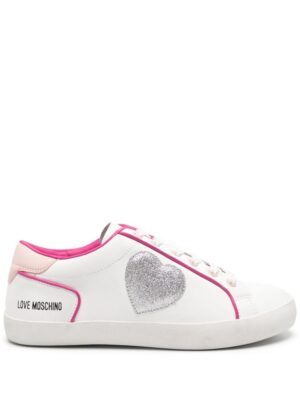 22413418_52370810_1000_e4739d09-2b44-48e6-99bd-b9a9cd5a3ef4.jpg Love Moschino heart-patch leather sneakers