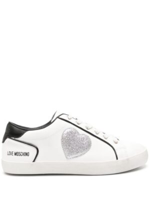 22413419_52369912_1000_49b1f9da-3f37-47d1-a0e8-ab1ebc1a390a.jpg Love Moschino heart-patch leather sneakers