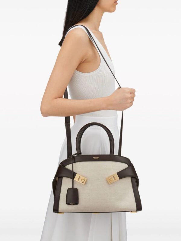22466027_52901965_1000.jpg Ferragamo small Hug tote bag