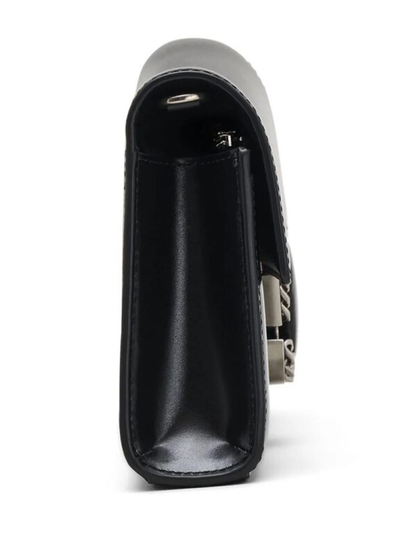 22509537_52709031_1000.jpg Marc Jacobs The Saint Marc shoulder bag